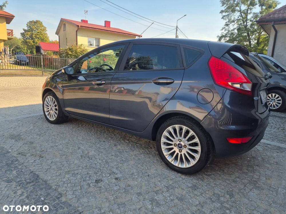 Ford Fiesta - 3