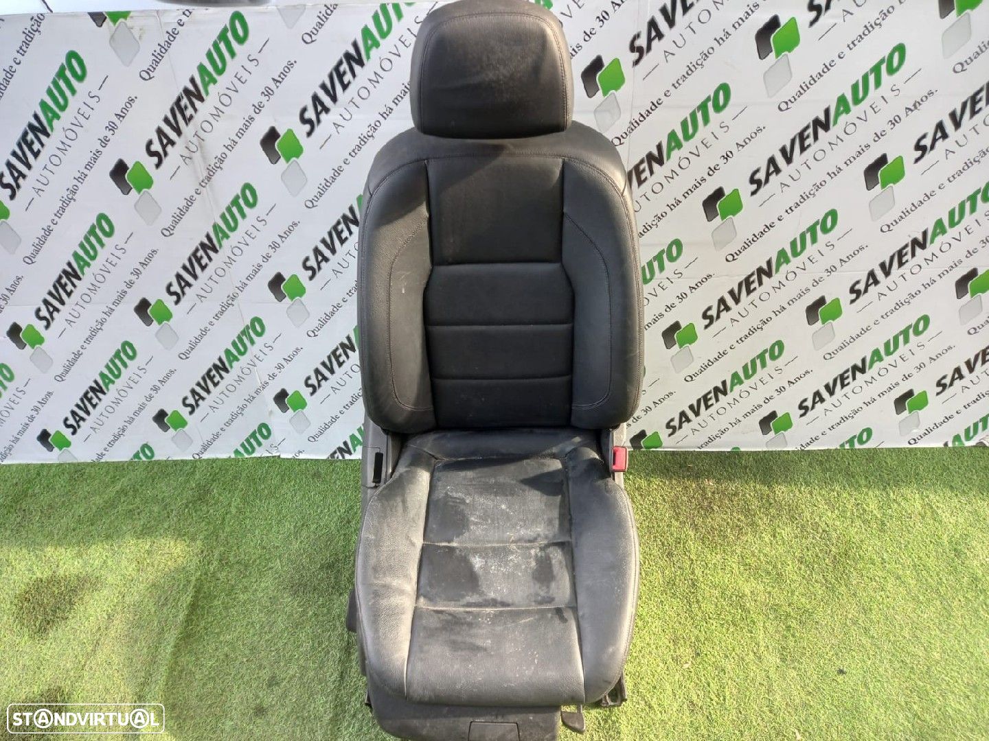 Conjunto Bancos Mercedes-Benz C-Class (W204) - 1