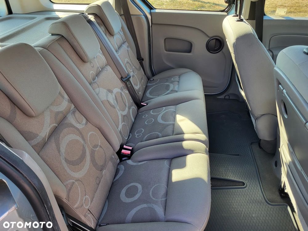 Renault Kangoo 1.6 8V 90 Happy Family - 17