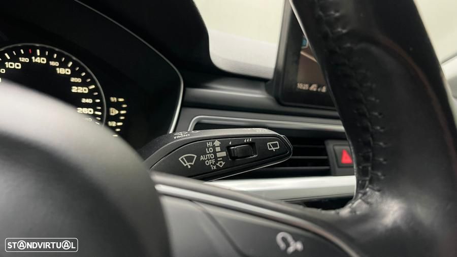 Audi A4 Avant 2.0 TDI Business Line - 24