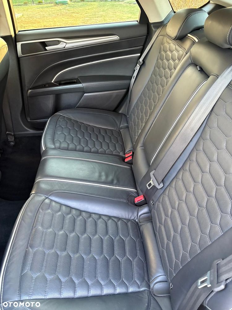 Ford Mondeo Vignale 2.0 TDCi PowerShift - 17