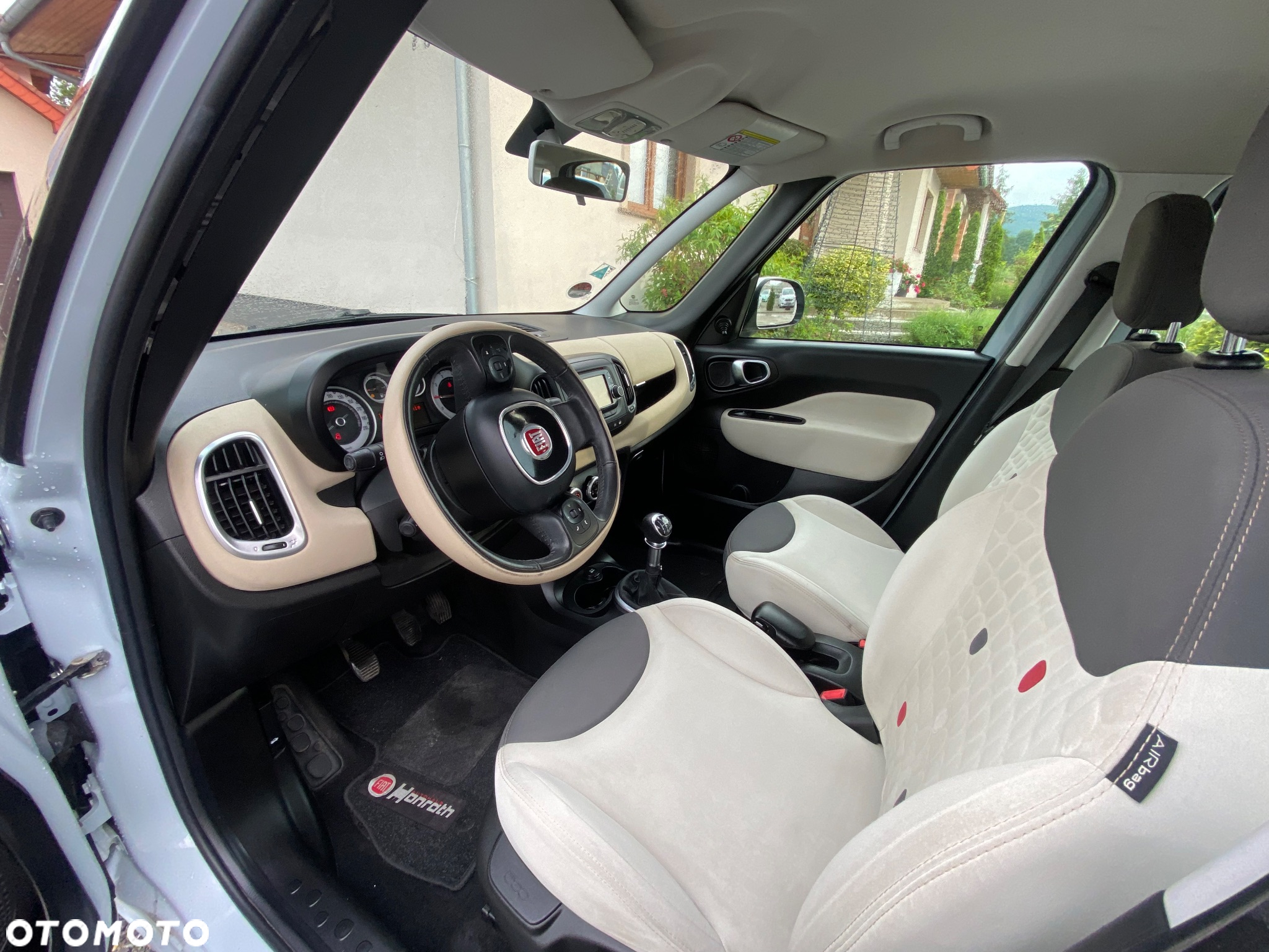 Fiat 500L 1.4 16V - 8