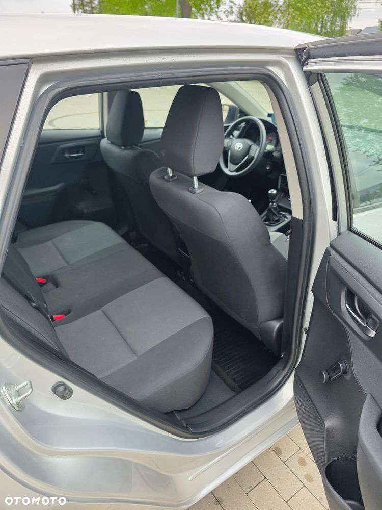 Toyota Auris 1.33 VVT-i Comfort - 9