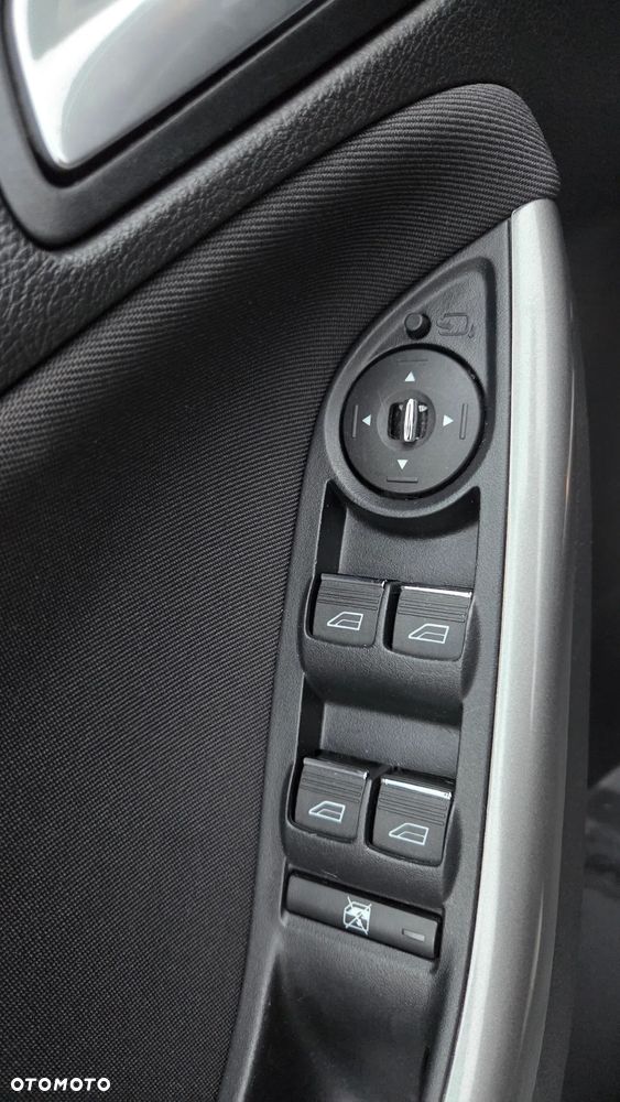 Ford Focus 2.0 TDCi Gold X (Trend) - 16