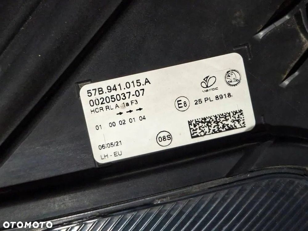 Skoda Karoq 2019 LEWA LAMPA PRZEDNIA REFLEKTOR EUROPA 57B941015A LED - 14