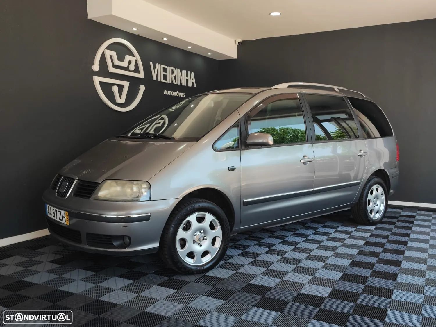 SEAT Alhambra 1.9 TDI Sport 4-Motion - 1