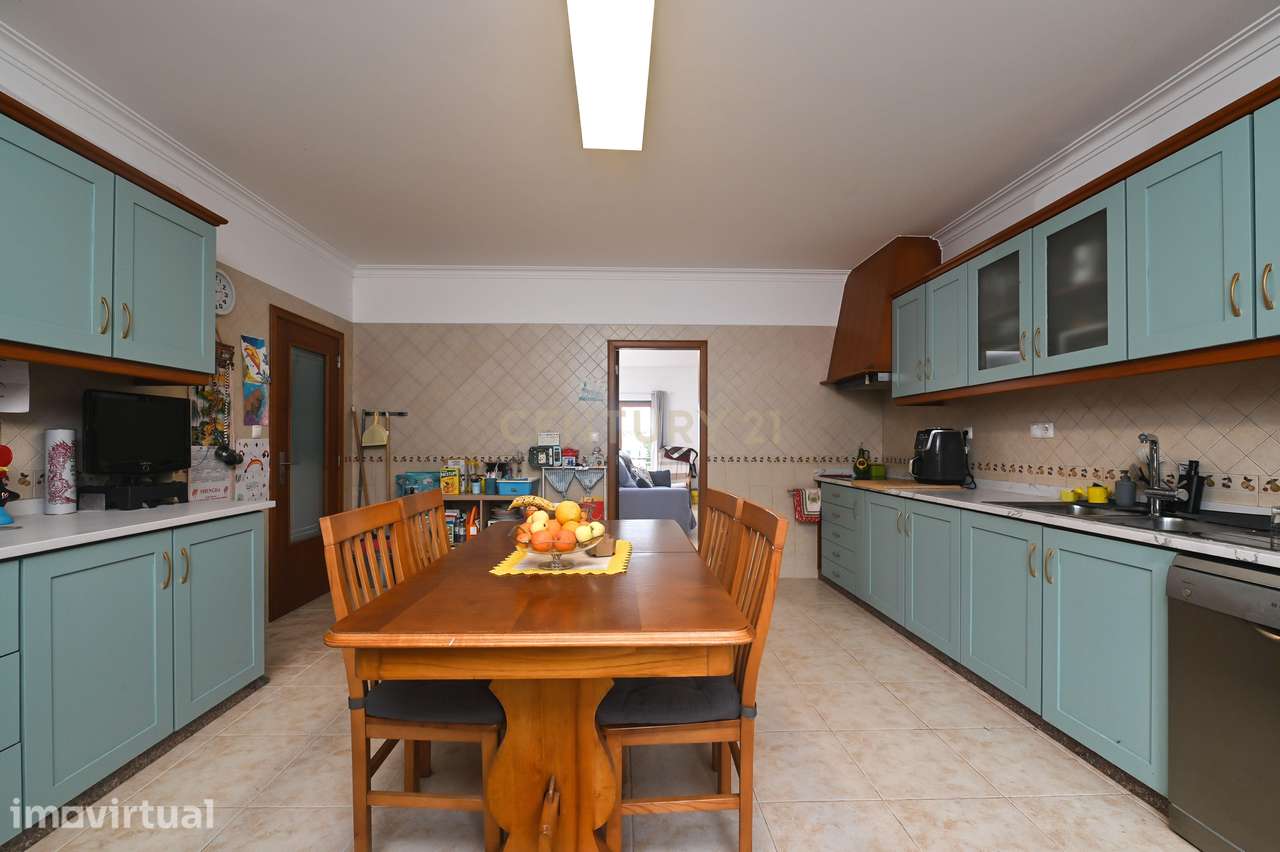 Moradia T6 com 630 m² de Lote – Milharado (Mafra) - Grande imagem: 4/35