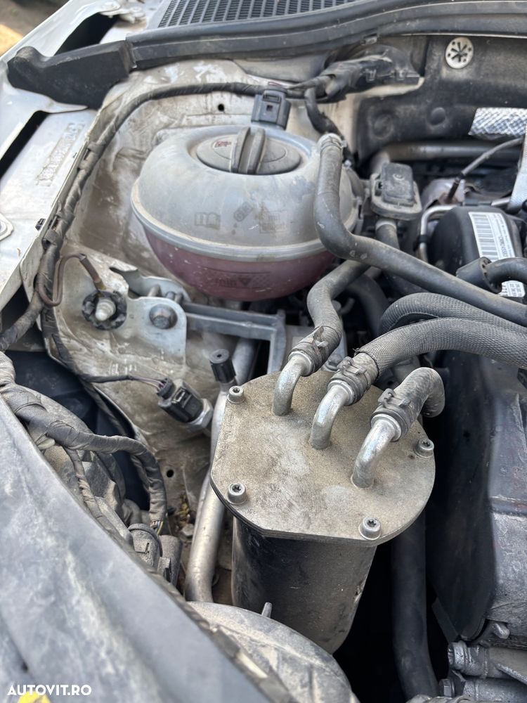 Skoda Octavia 2.0 TDI DSG Ambition - 13