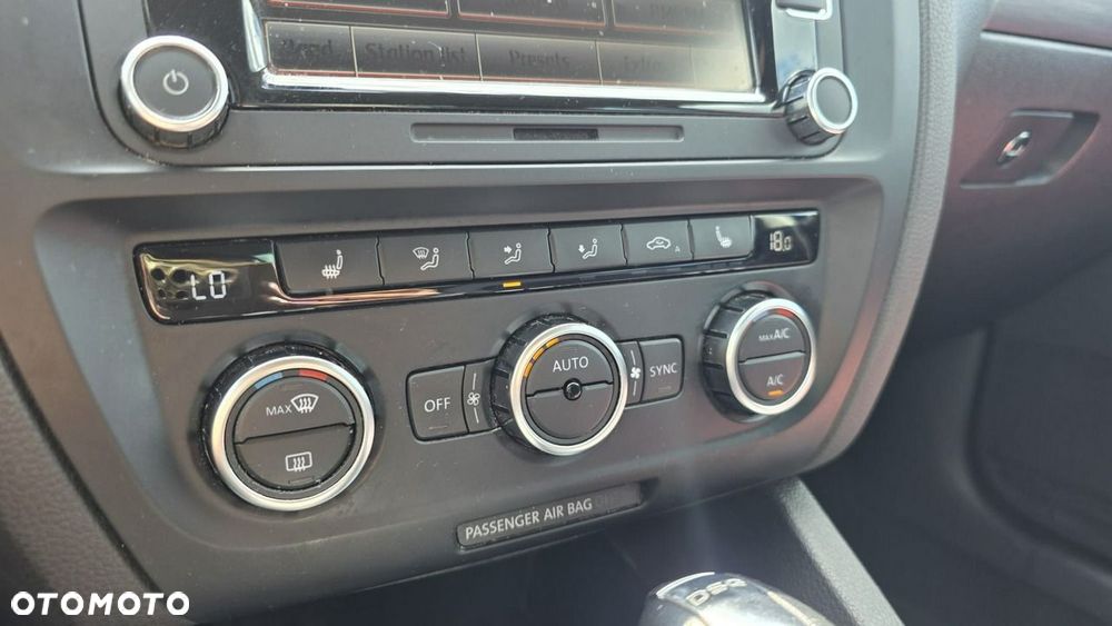 Volkswagen Jetta - 13