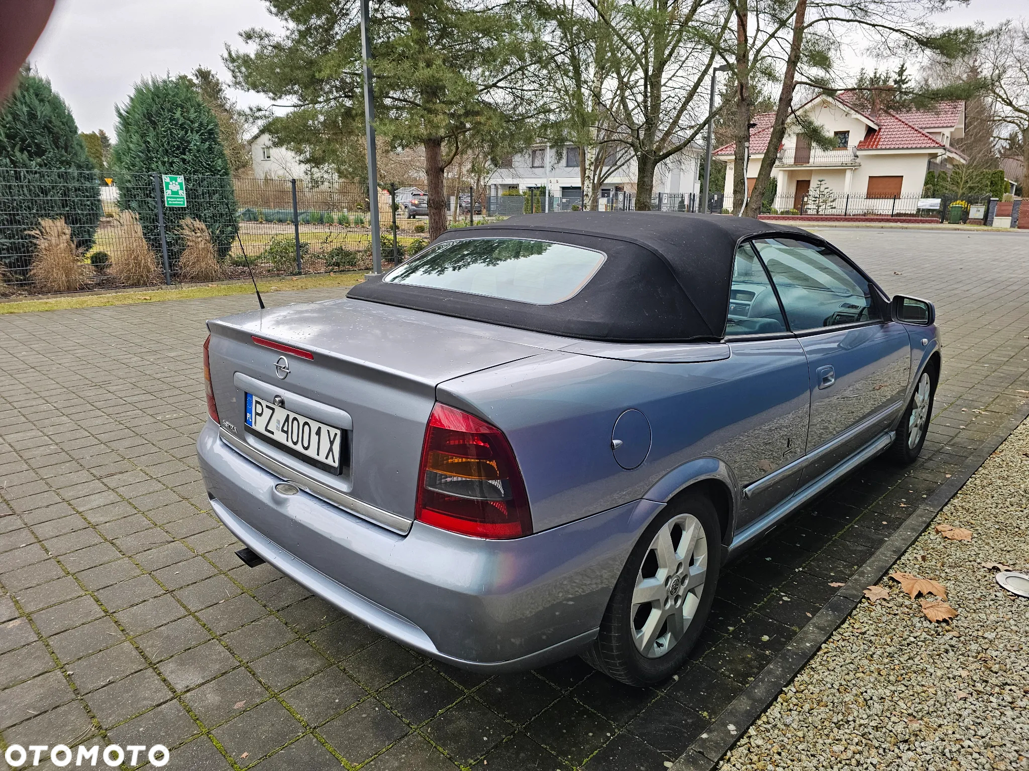 Opel Astra II Cabrio 2.2 DTI Bertone - 12