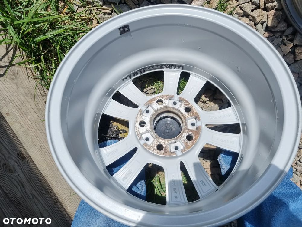BMW 3 F30,F31,F35,BMW 6866304 alu 7.5x16h2 et37 5x120 super stan - 7