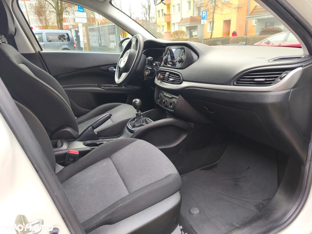 Fiat Tipo 1.4 16v Easy - 19