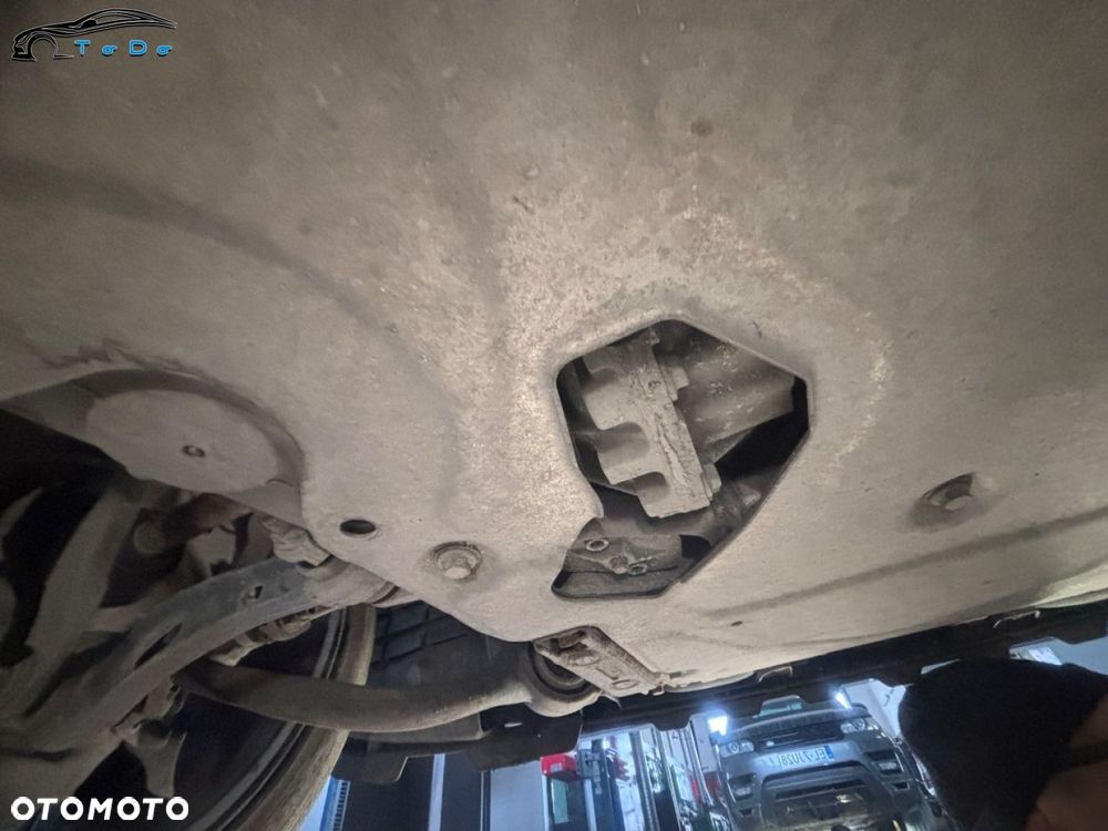 Land Rover Range Rover Sport - 33