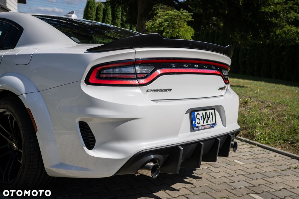 Dodge Charger - 10