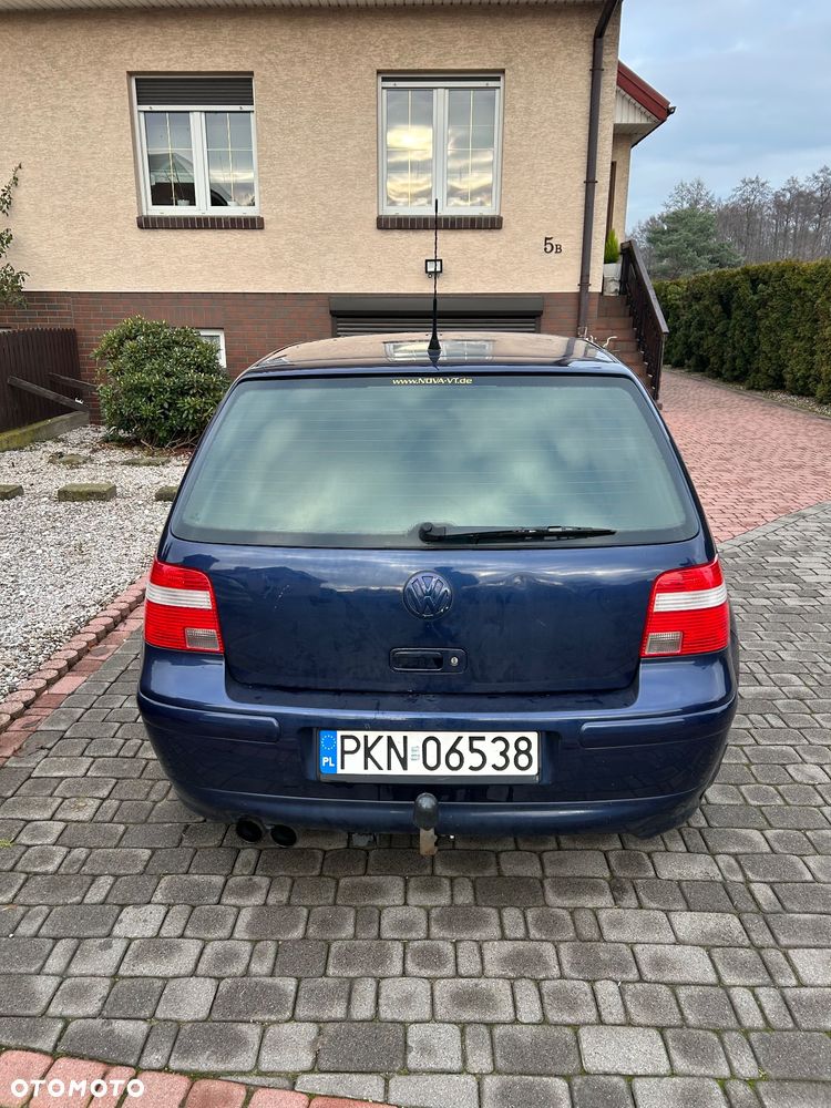 Volkswagen Golf - 4