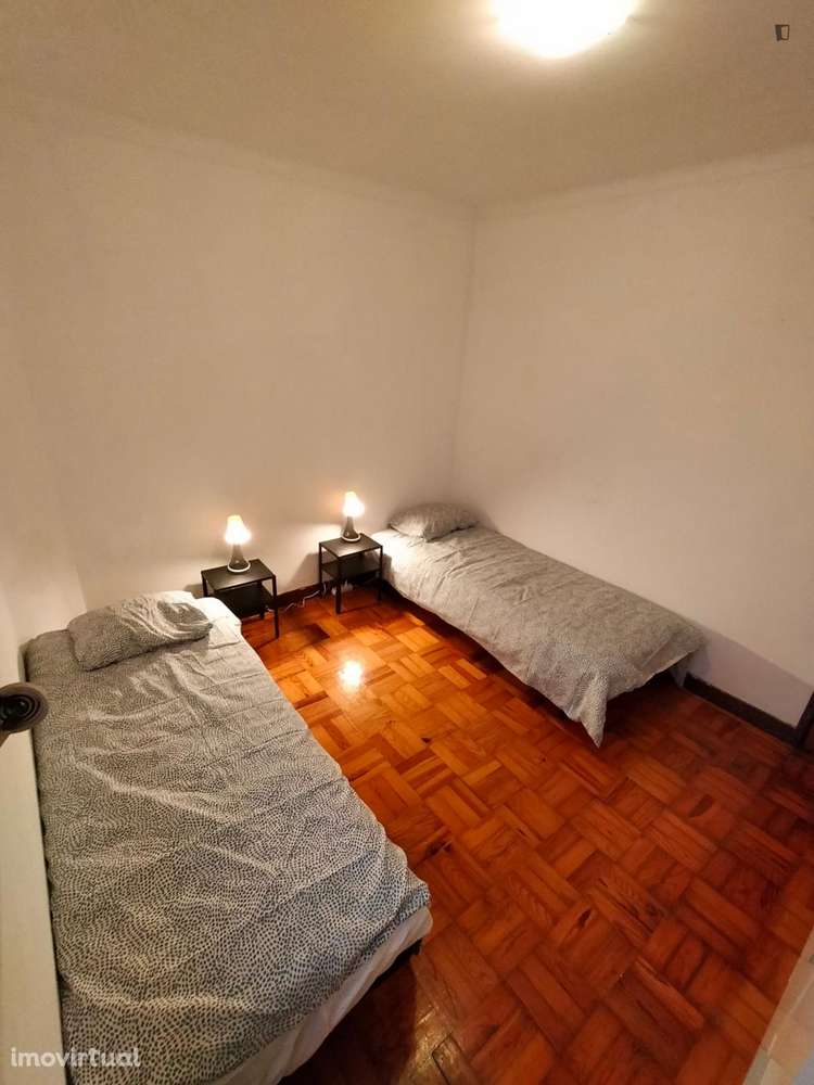 Quarto - localizado em Bela Vista Lisbon - Grande imagem: 2/10