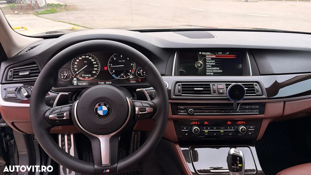 BMW Seria 5 525d xDrive AT - 8