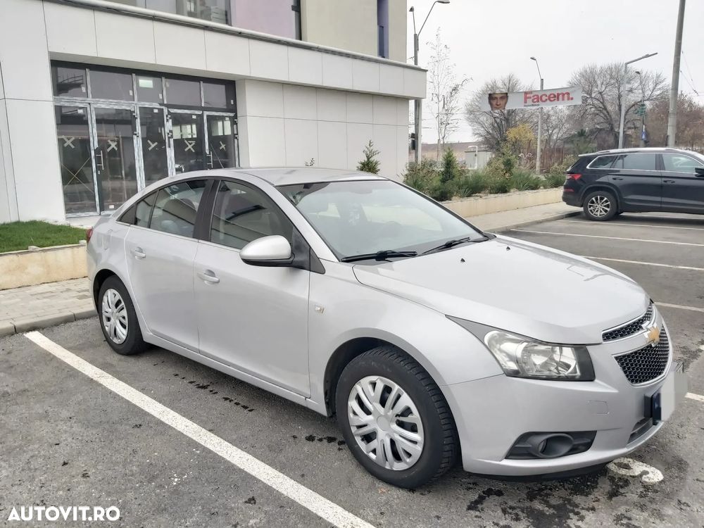 Chevrolet Cruze 1.8 Ecotec LT - 16