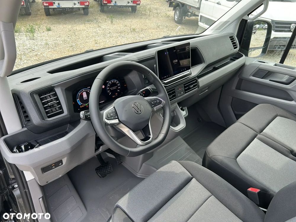Volkswagen Crafter 35 Furgon LONG/Automat/L5H3, 2.0BiTDI 177KM, 4490mm, Wysoki dach, r.o. 4490 - 17