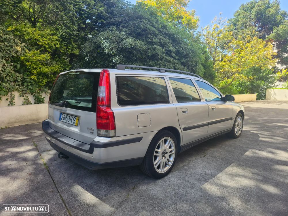 Volvo V70 2.4 D5 - 7