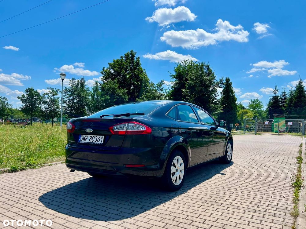 Ford Mondeo - 8