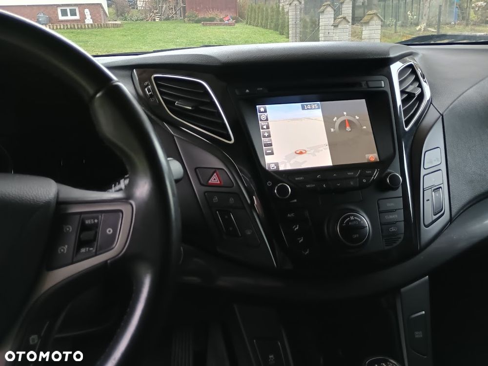 Hyundai i40 Kombi 1.7 CRDi Premium - 10