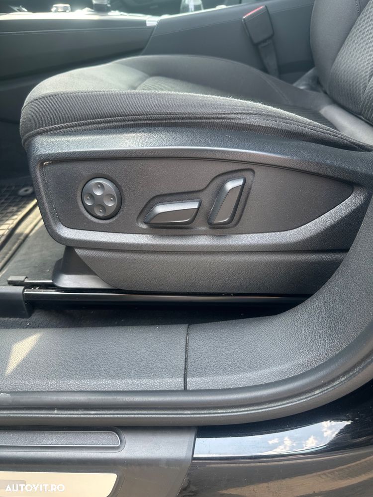 Audi Q5 2.0 40 TDI quattro S tronic Sport - 13