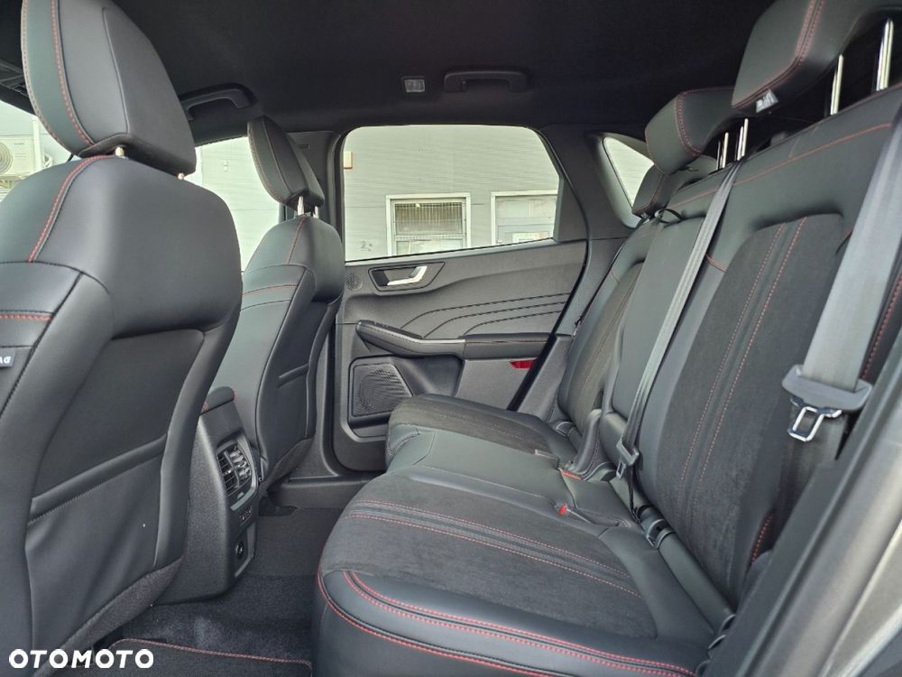 Ford Kuga - 19