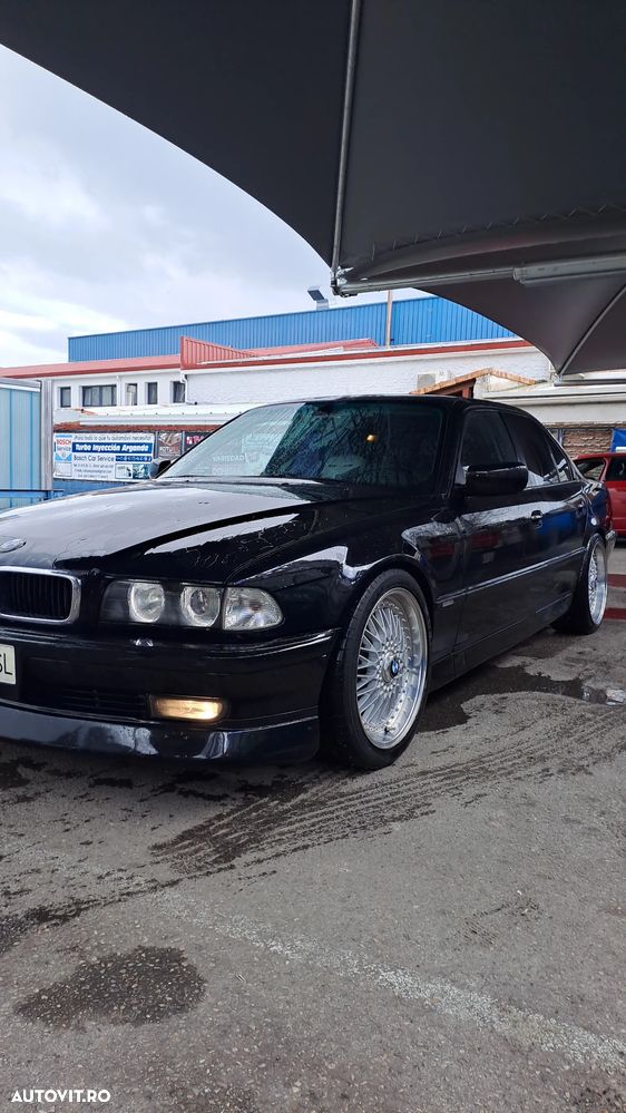BMW Seria 7 - 1