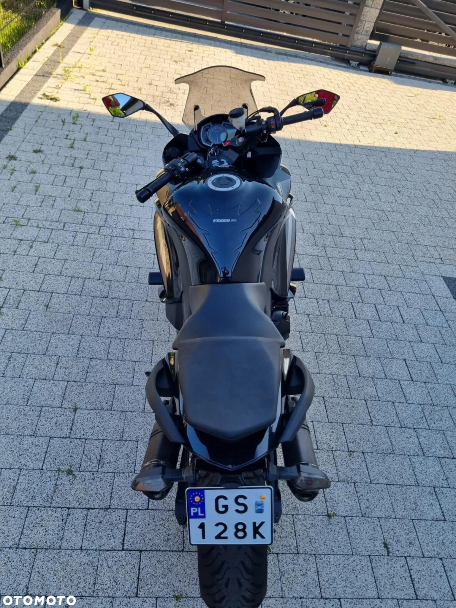 Kawasaki Ninja 1000 SX - 13