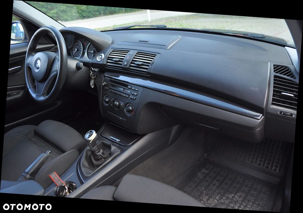 BMW Seria 1 118d DPF Edition Lifestyle - 16