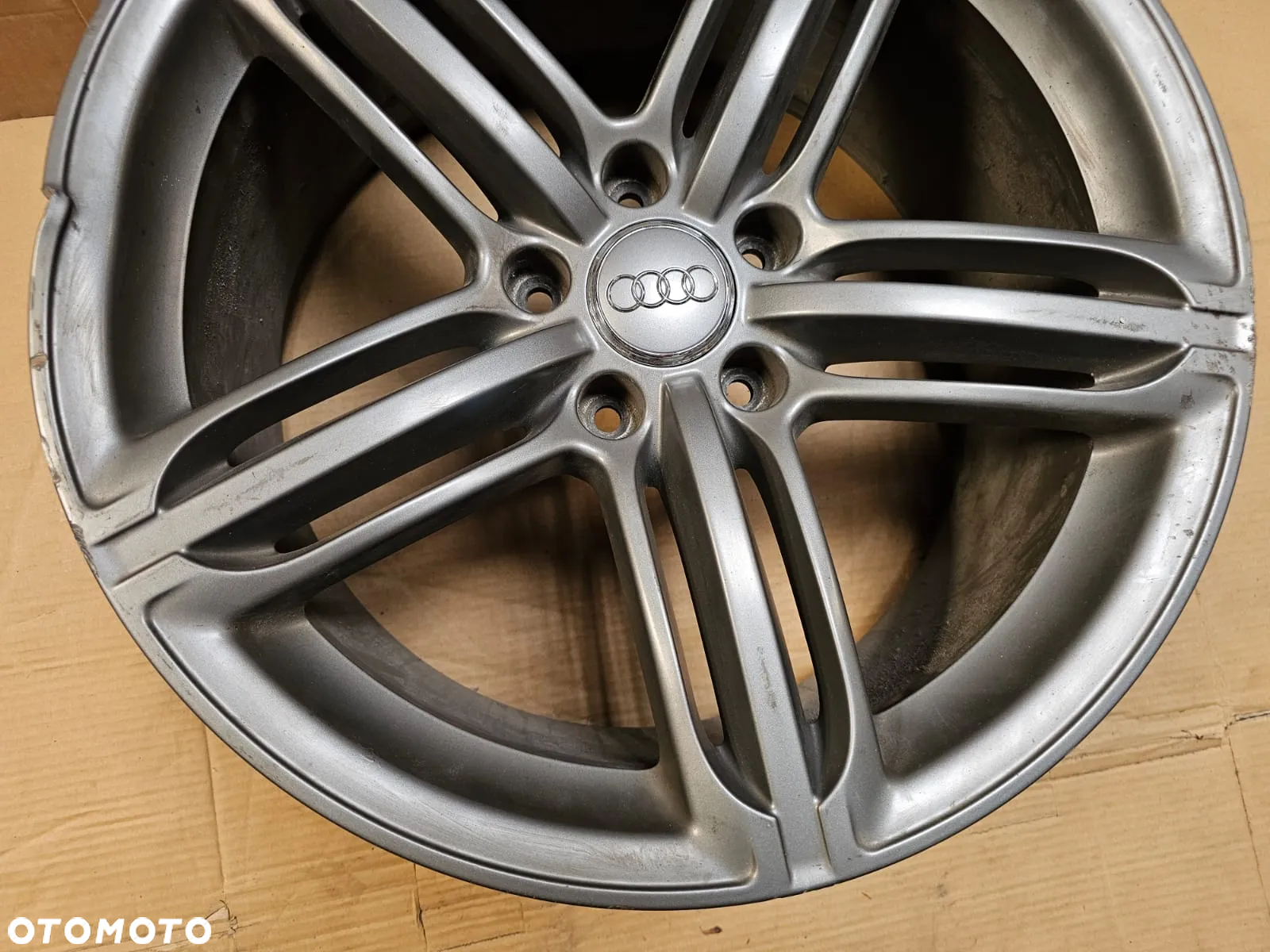 (F27) Audi OE Q7 VW Touareg Porsche Cayenne / 4L0 601 025 AL AE / 10Jx21 ET44 5x112 - 4