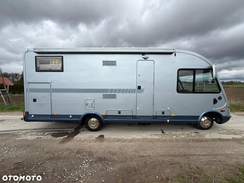 Mercedes-Benz RMB - 9