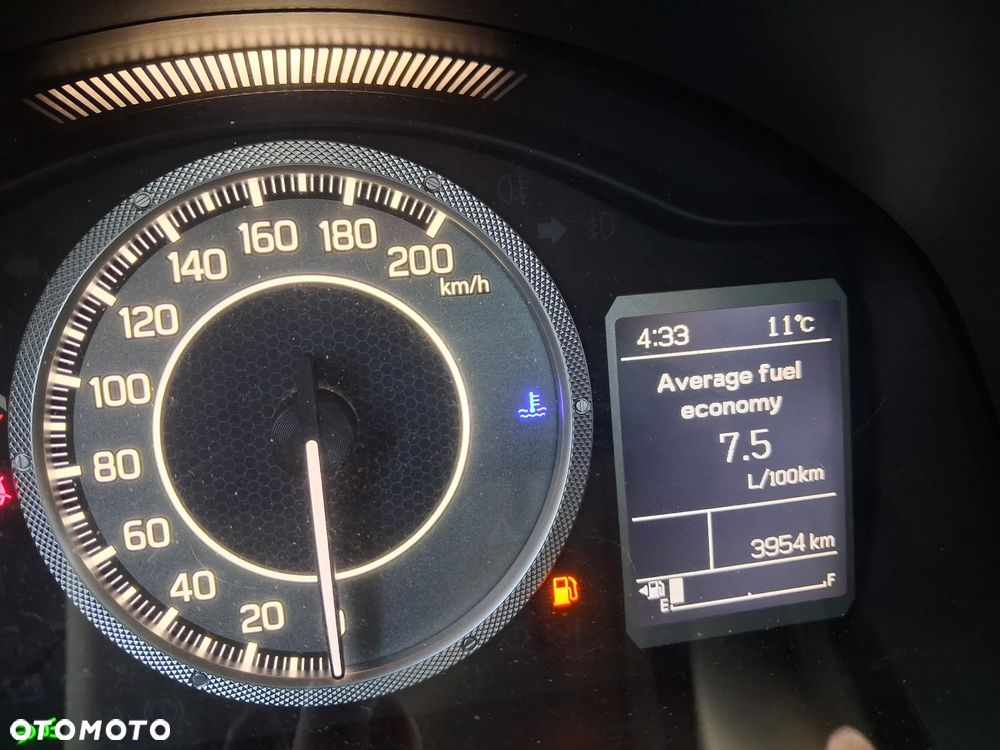 Suzuki Ignis - 21