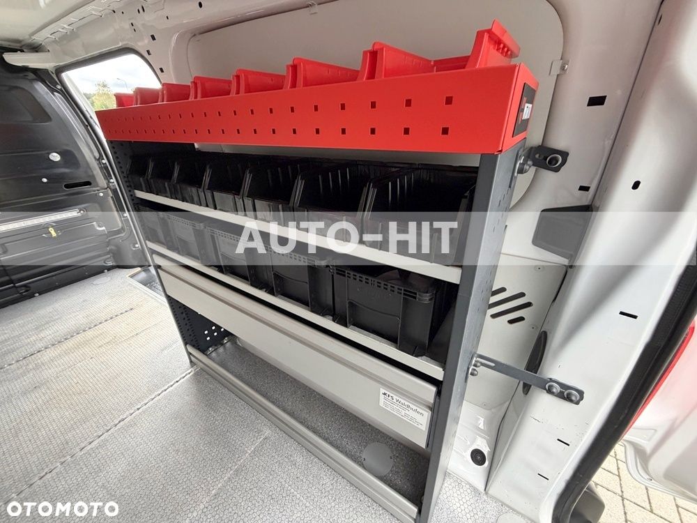 Opel Vivaro - 17