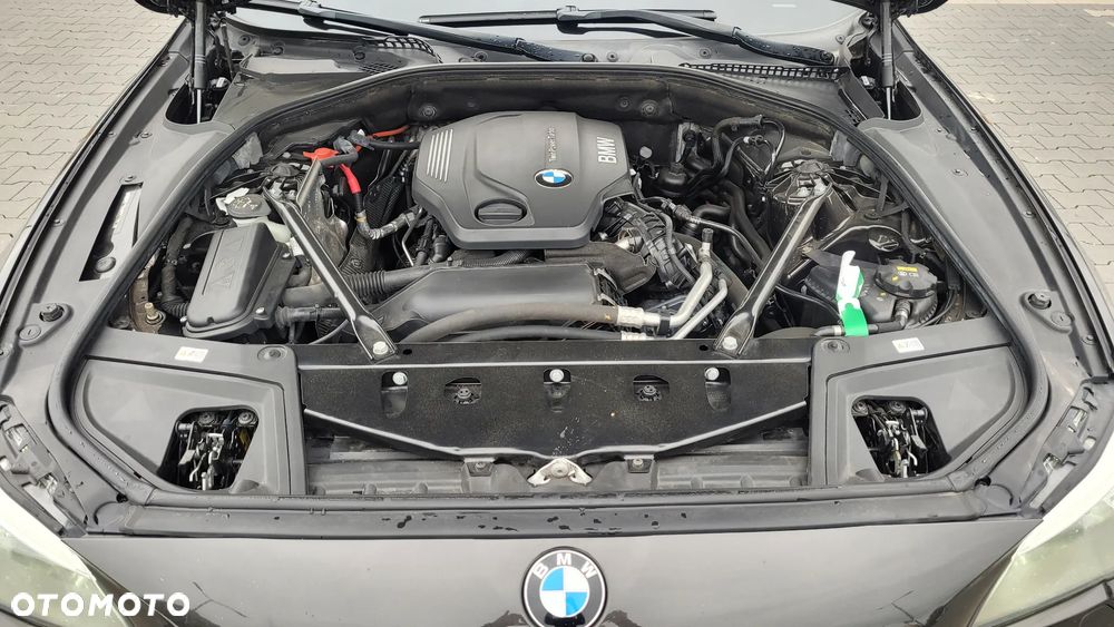 BMW Seria 5 518d - 6
