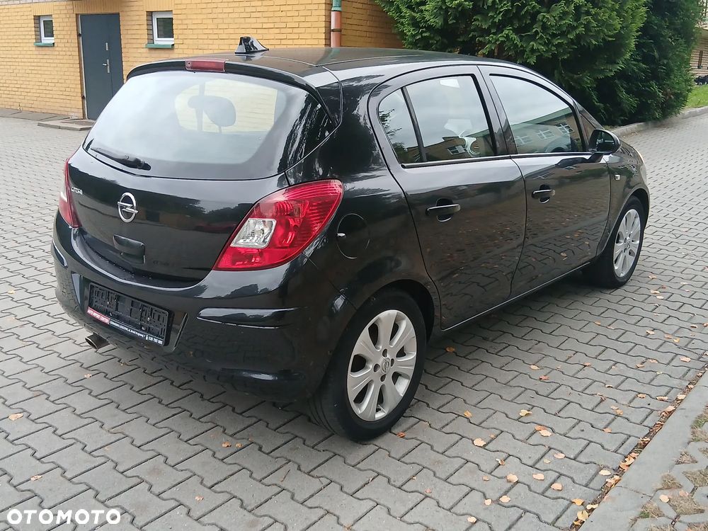 Opel Corsa 1.4 16V Satellite - 17
