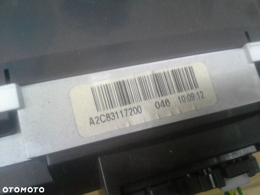Hyundai I20 Lift 1.2 16V G4LA zestaw startowy komputer 39111-03700 BCM Immo stacyjka 2 klucze skrzynka bezpieczników licznik komplet EU - 32