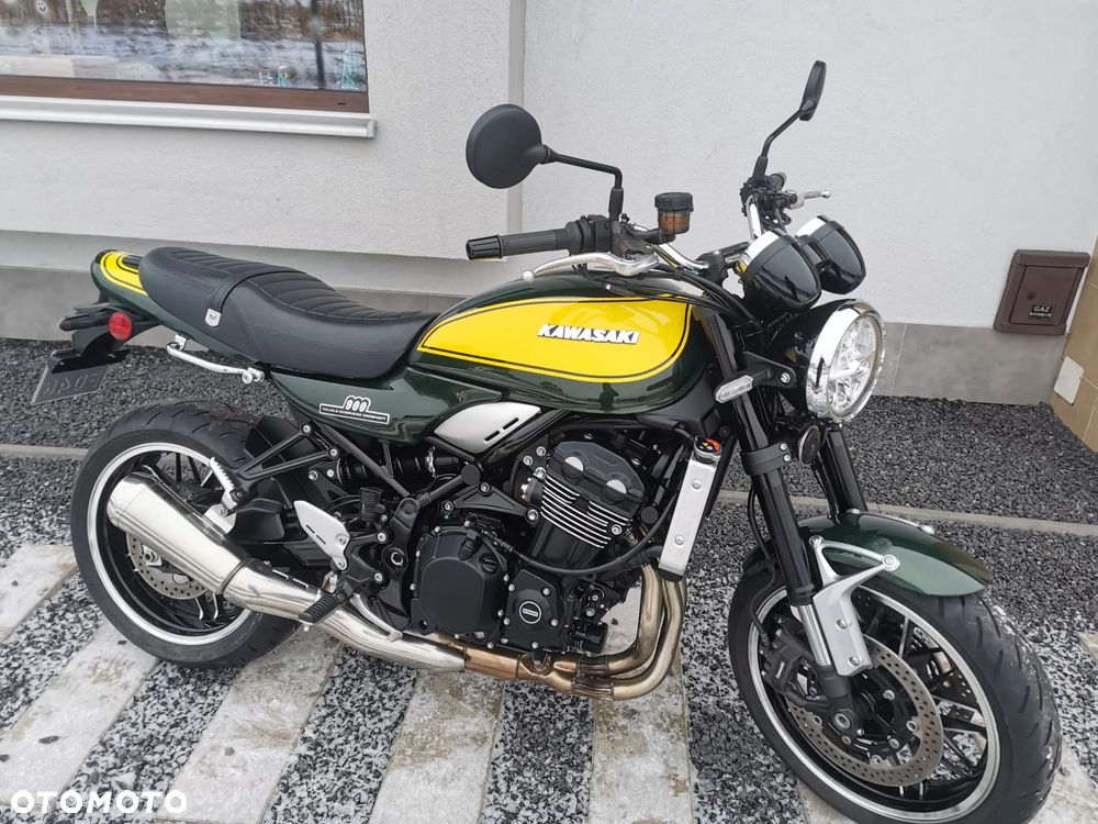 Kawasaki Z 900 RS - 24