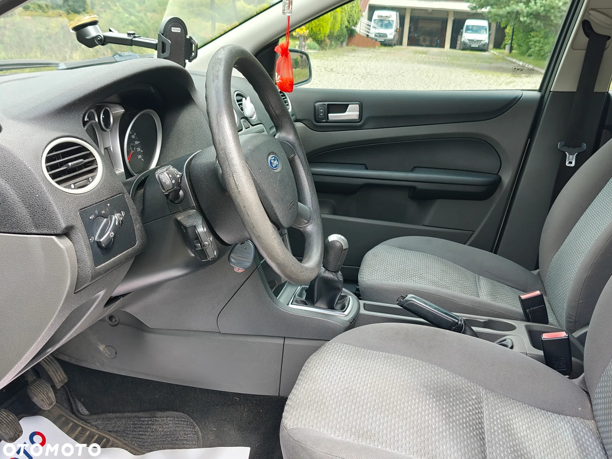 Ford Focus 1.8 TDCi Ambiente - 10