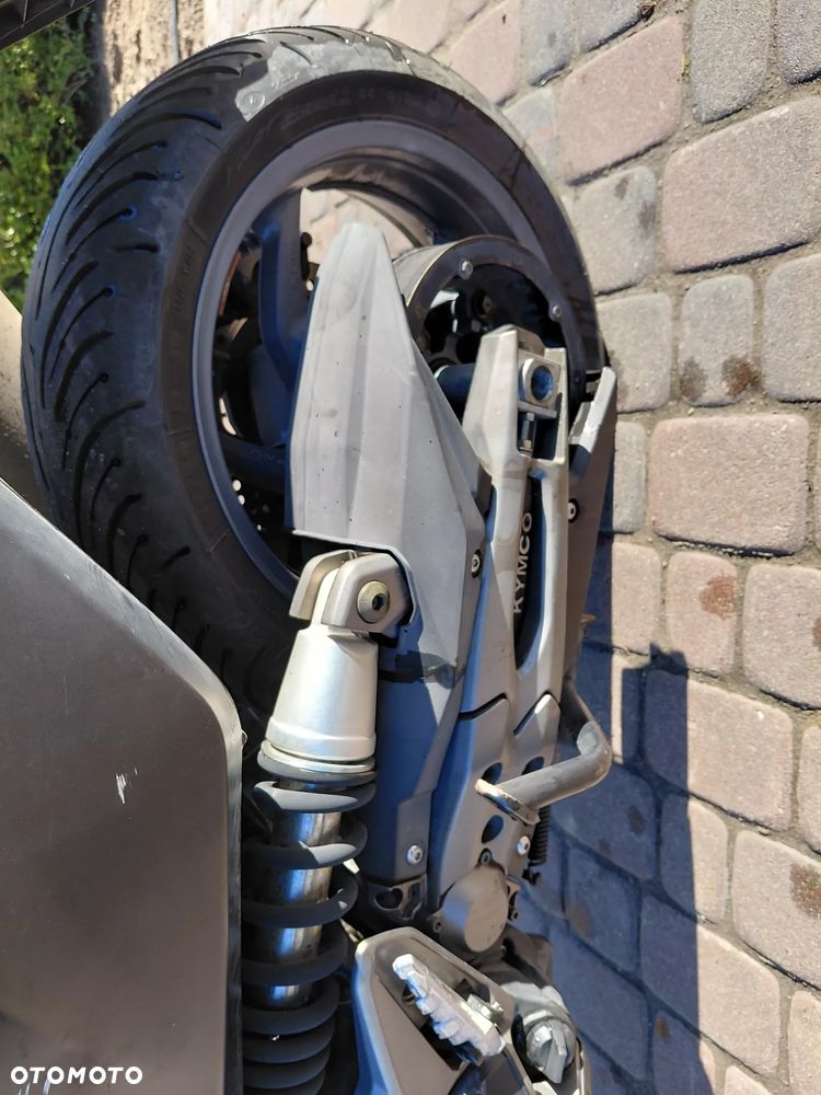 Kymco AK 550 - 18