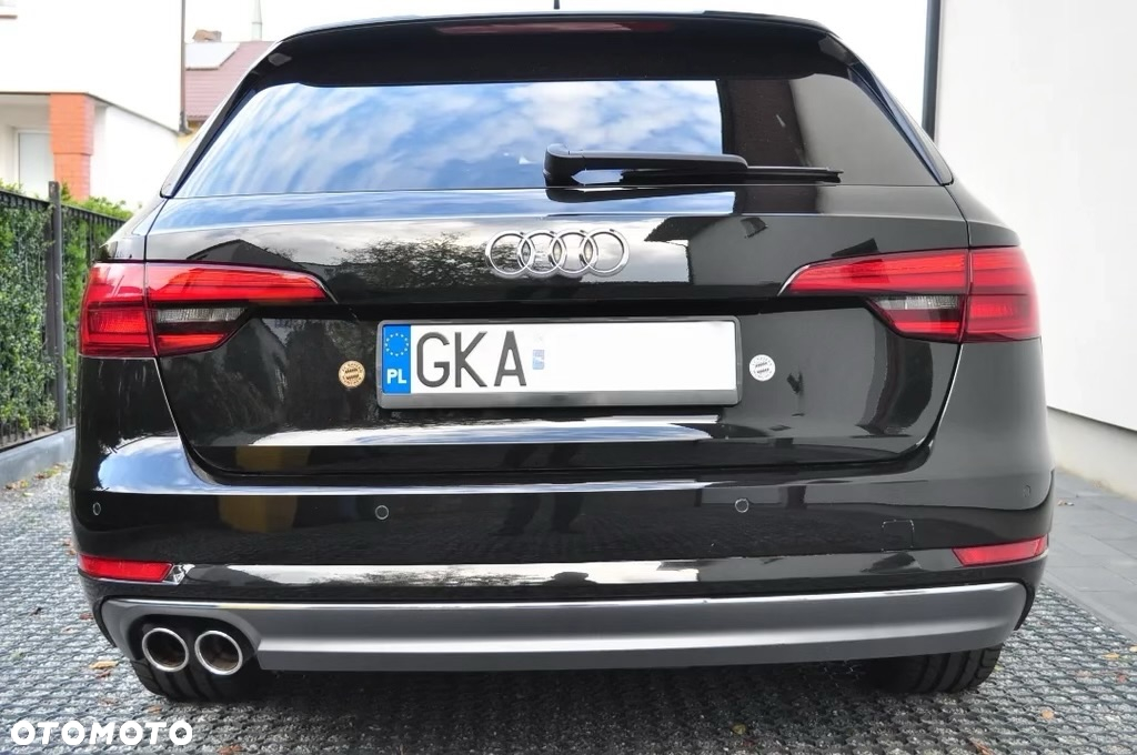 Audi A4 - 4