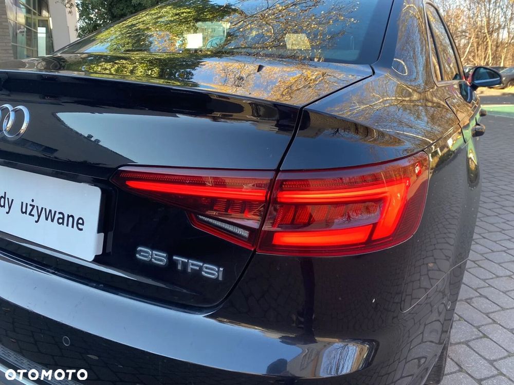 Audi A4 Limousine - 12