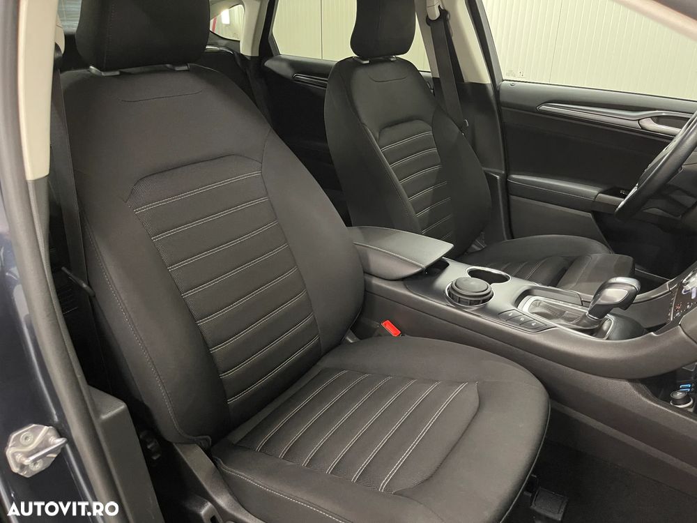 Ford Mondeo 2.0 HEV Titanium - 9