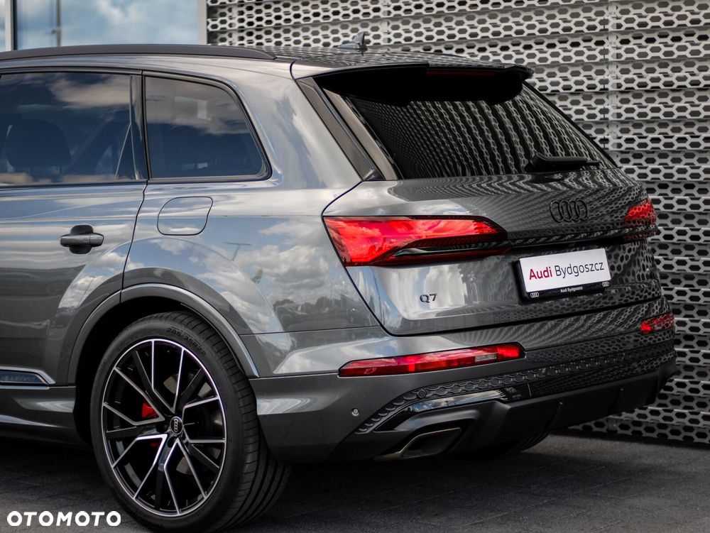 Audi Q7 - 11