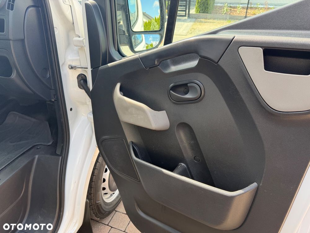 Opel Movano - 22