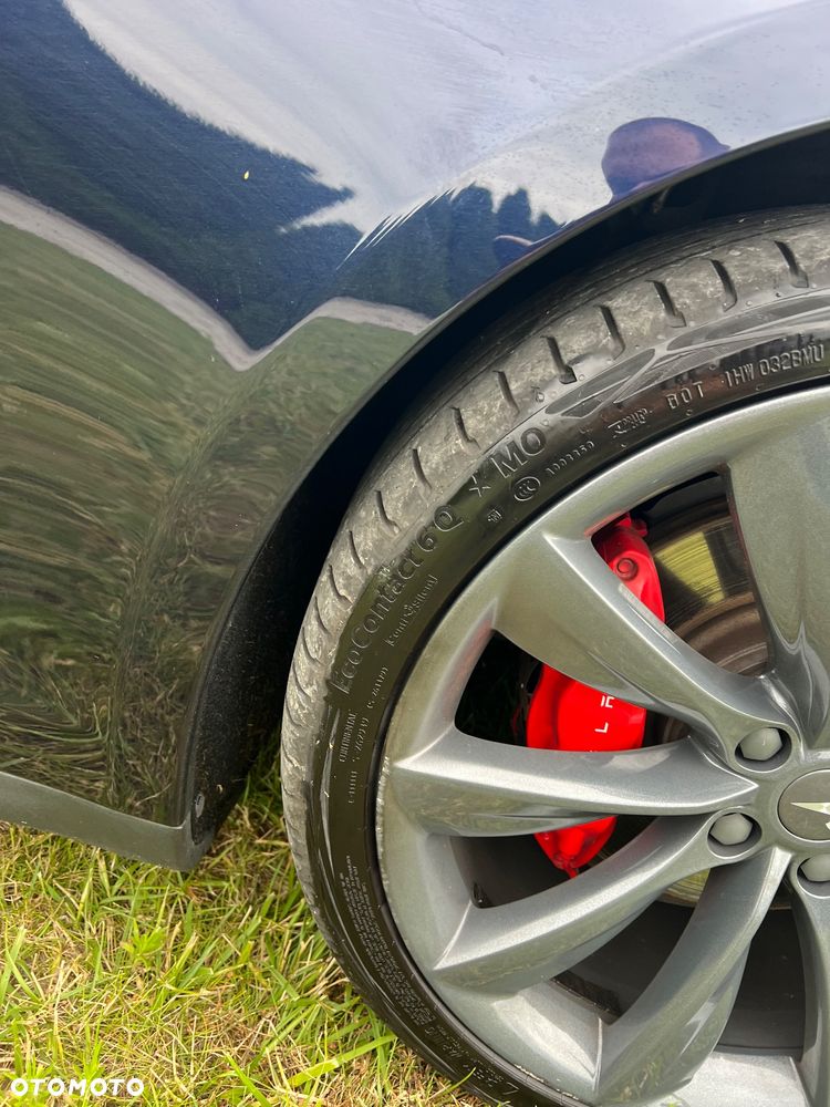 Tesla Model S Performance - 33