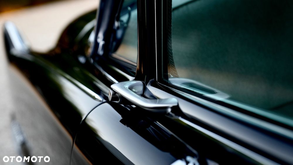 Cadillac Deville - 8