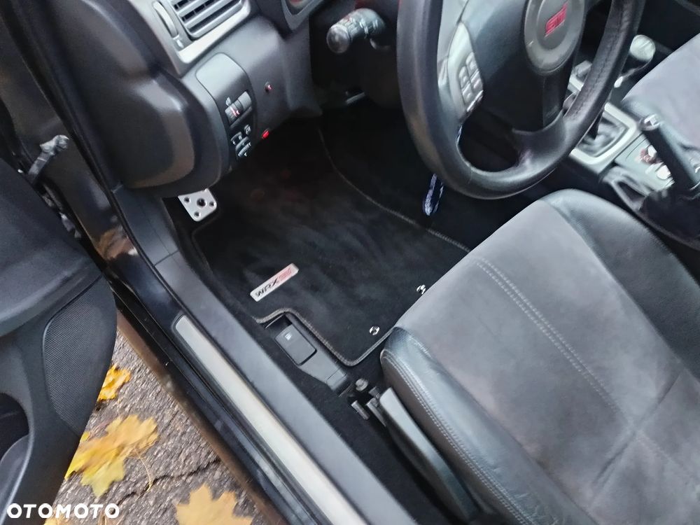 Subaru Impreza 2.5 WRX STI - 13