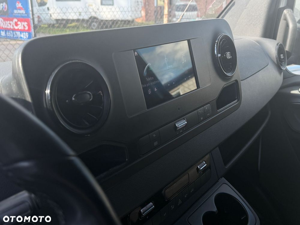 Mercedes-Benz Sprinter 319 CDI - 13